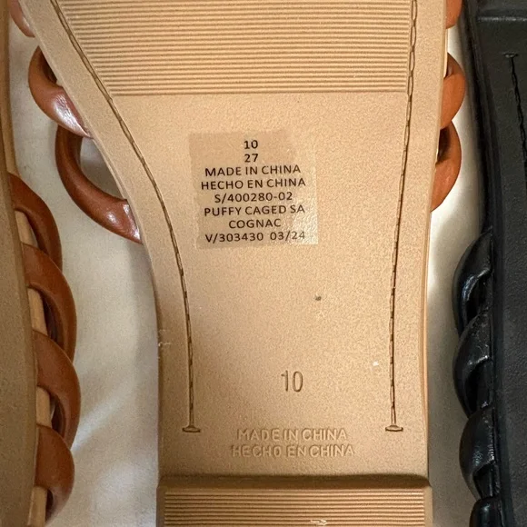 Old Navy Sandals/Slides 3 pairs for $12
Gold, Brown & Black Size 10 Never Worn - Picture 9 of 11